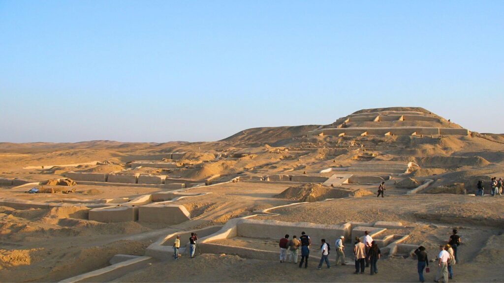 Cahuachi Pyramids Tour