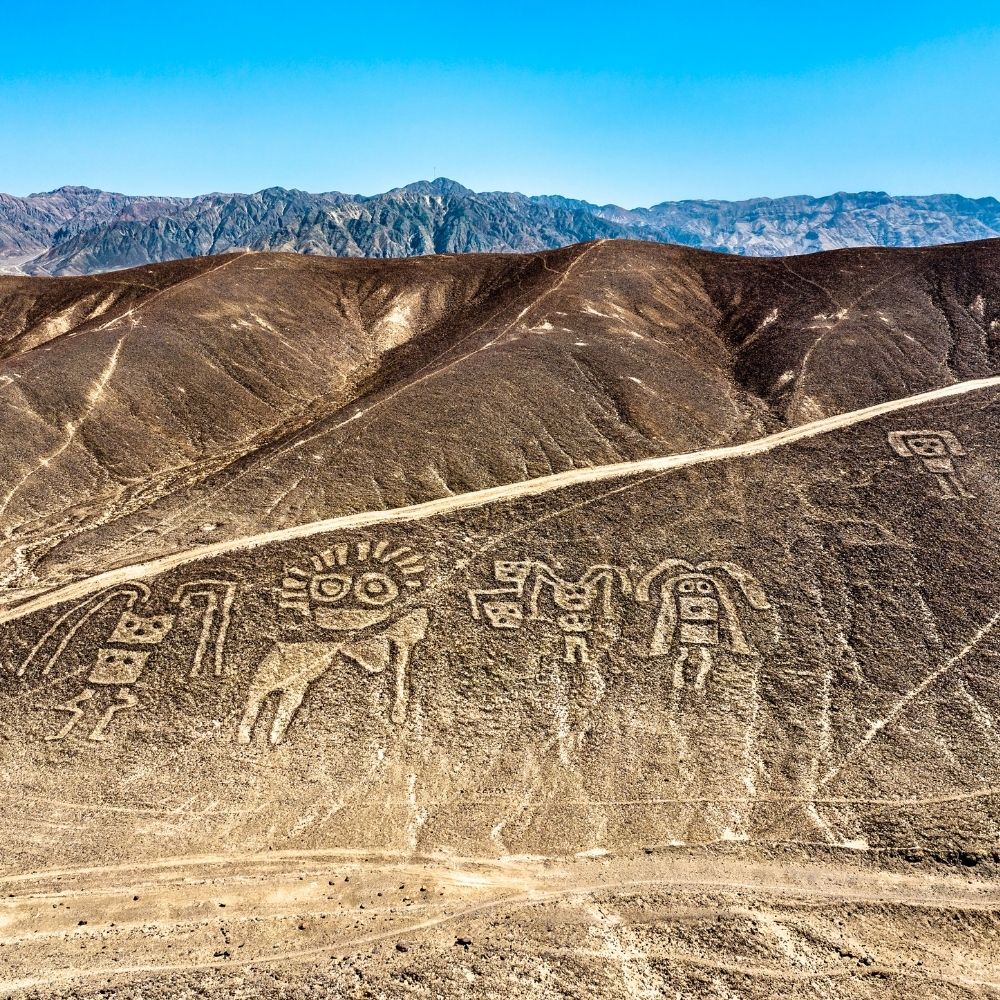 The Paracas Family – Palpa Lines